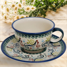 Tasse und Untertasse