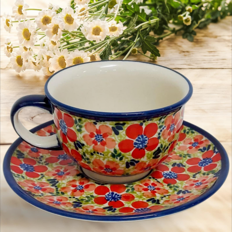 cup and saucer