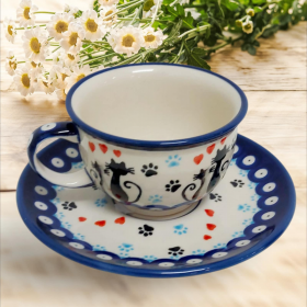 Tasse und Untertasse