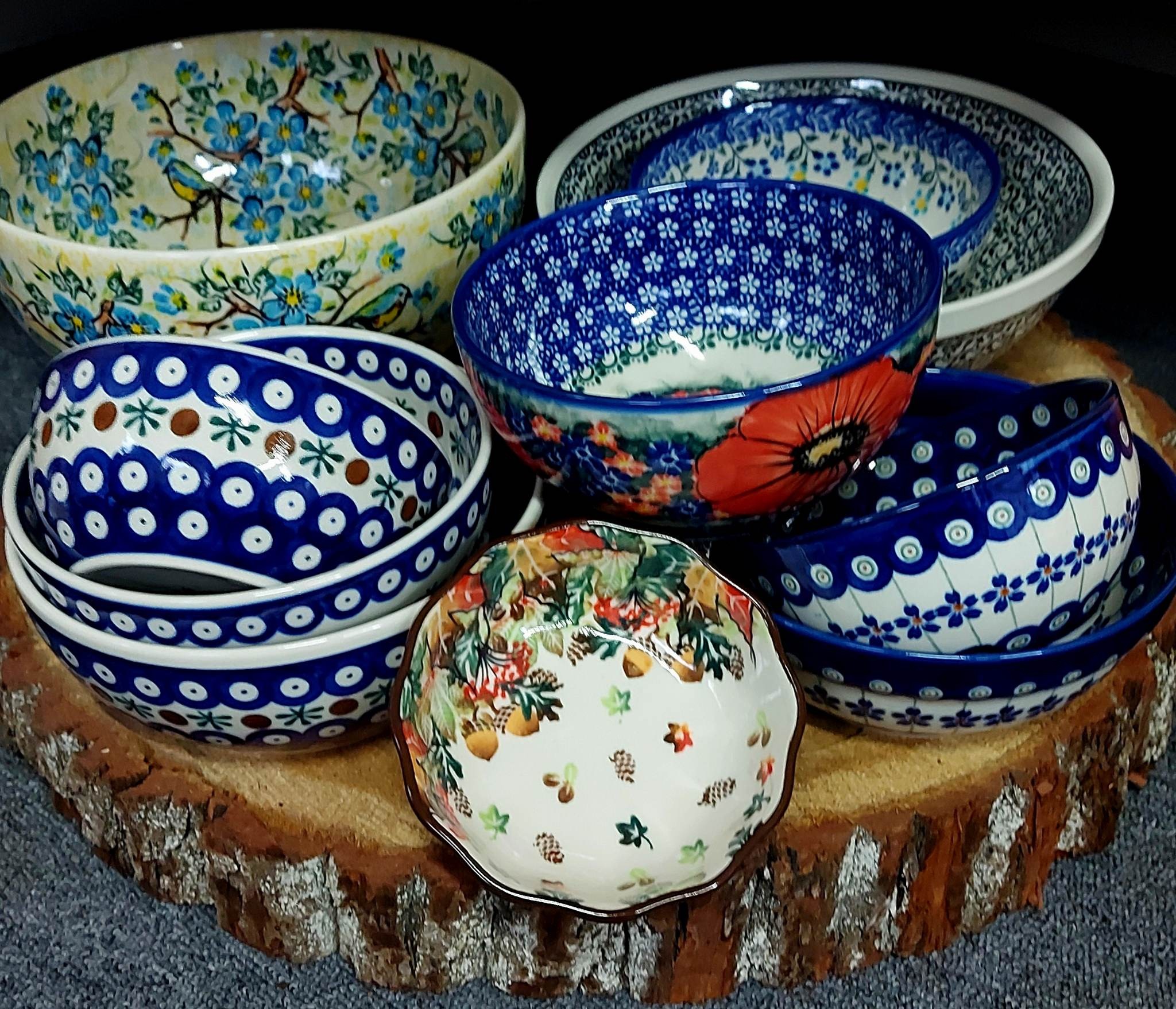 BOWLS AND PLATTERS